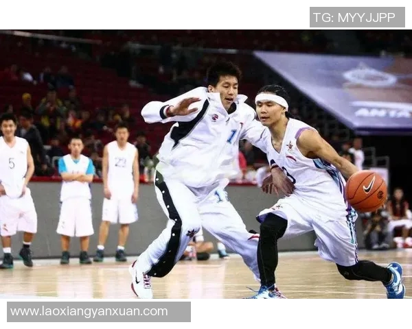 吴悠与韩潮的巅峰对决谁将成为新一代的电竞传奇之王