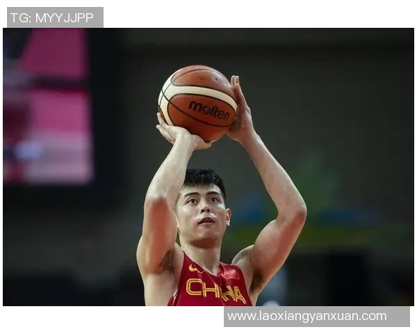 方硕：从篮球新星到全能战士的成长之路与未来展望