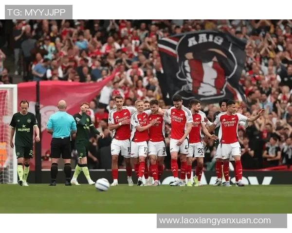 中利物浦与曼城激战正酣谁能在英超巅峰对决中笑到最后