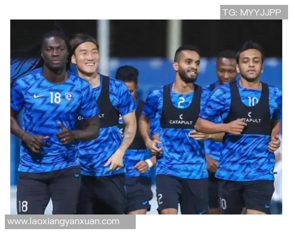 德黑兰独立队与希拉尔队的激烈对决展现足球魅力与战术智慧